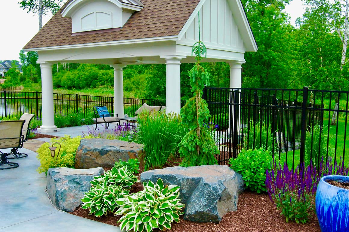 Swimming Pools & Cabanas 32