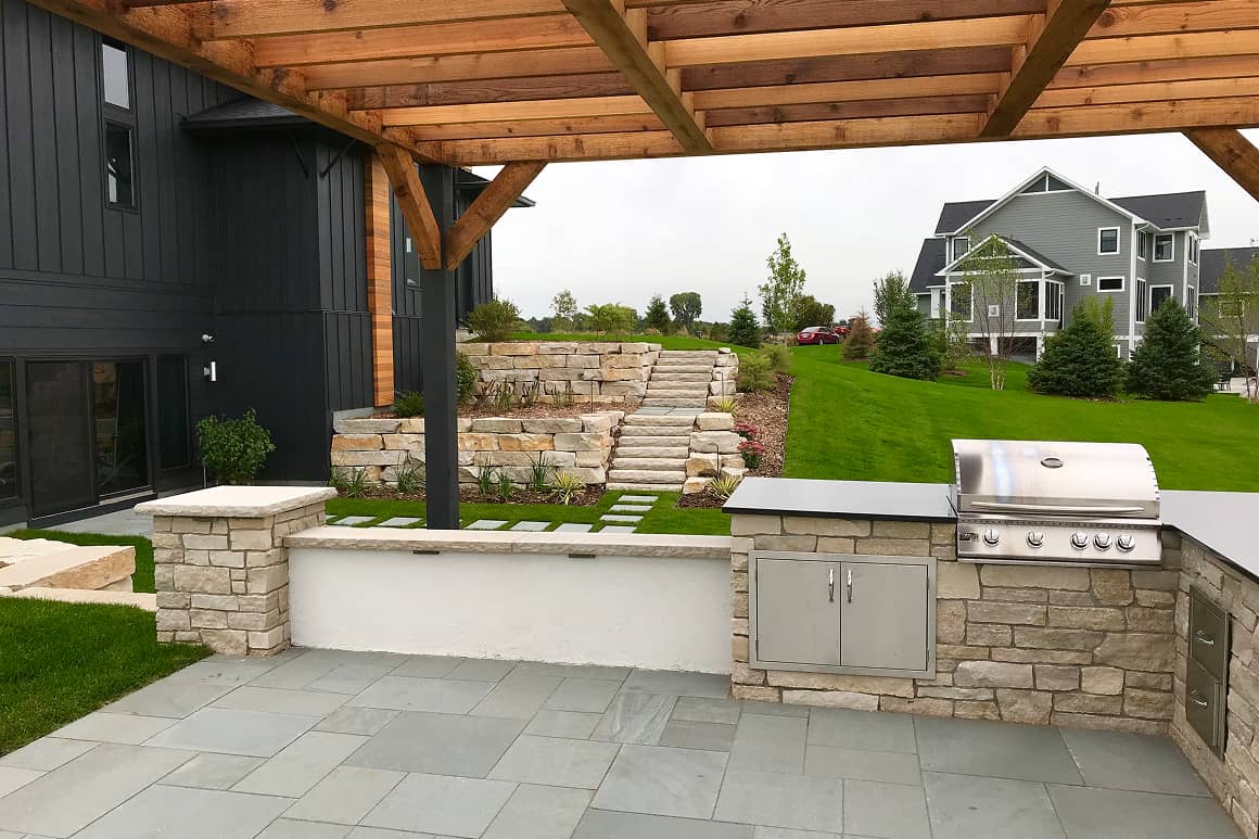 Outdoor Kitchen/Rooms 66