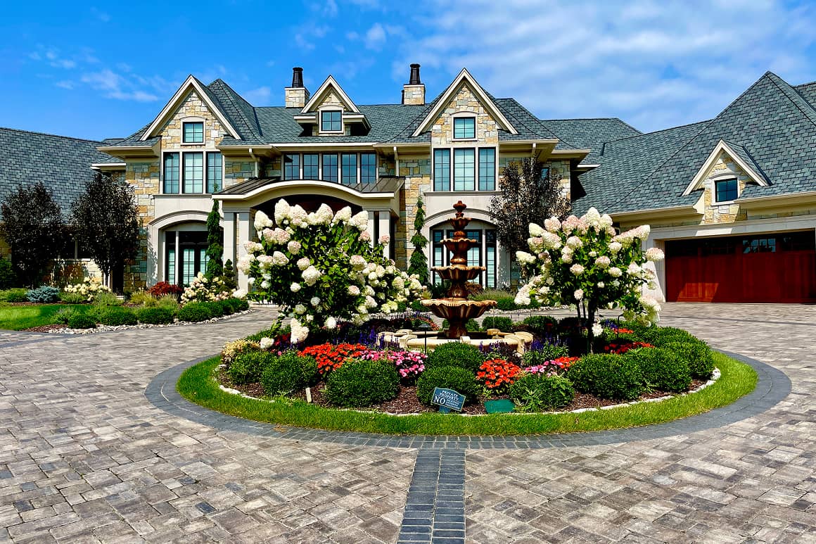 Paver and Stone Patios 118